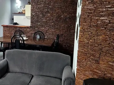 Casa 4 ambientes con 1 baño