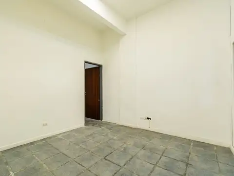 Local en Alquiler 47 años