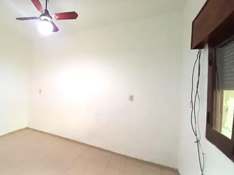 Depto Tipo Casa 2 ambientes con 1 baño