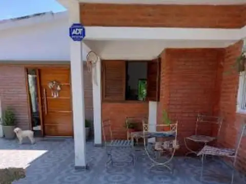 Teniente Castillos y Cabo Primero Maldonado