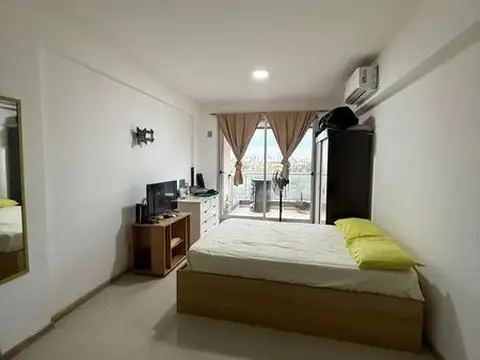 MONOAMBIENTE AL FRENTE , 46 m2 , GRAN BALCON , BAÑO CON BAÑERA , COCINA COMPLETAA GAS