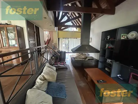 Casa en Venta con 2 cocheras