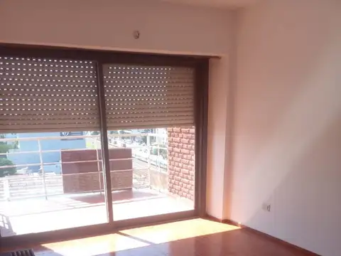 2 AMBIENTES , GRAN OPORTUNIDAD  , LAVADERO BALCON  , COCINA SEPARADA , IMPERDIBLE  