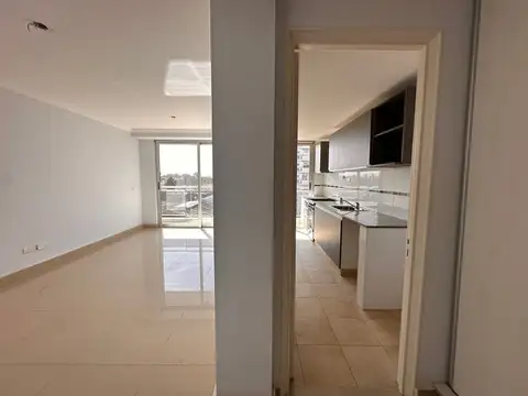 VENTA DEPTO 2 AMB CON BALCON QUILMES CENTRO