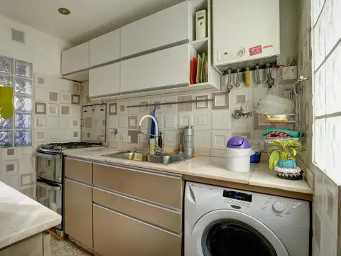 Depto Tipo Casa en Venta en Flores, USD 220.000