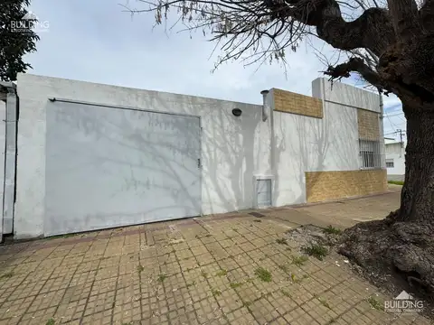 145 esquina 67 bis al 1700