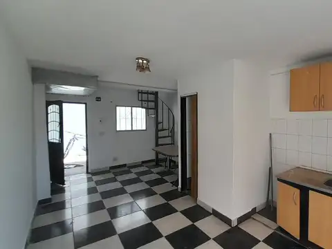 Departamento en Alquiler en Rafael Castillo, $ 420.000