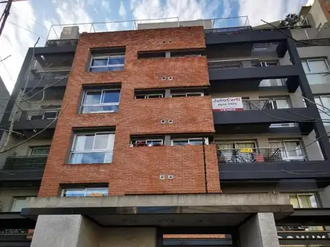 Ada Elflein 2500 , Piso 2