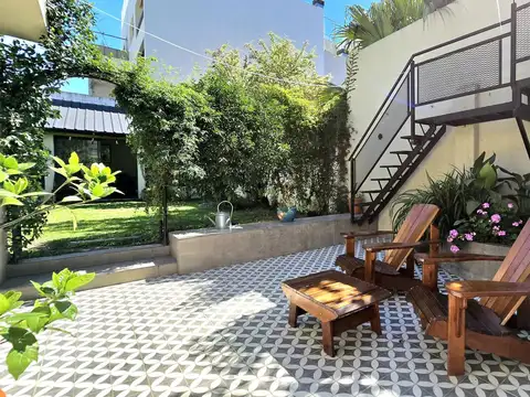 VENTA 3 AMBIENTES CON COCHERA, PATIO Y QUINCHO