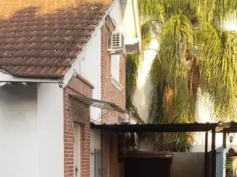 Depto Tipo Casa en Venta de 2 ambientes