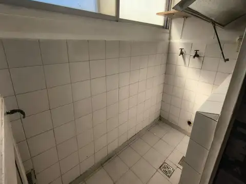 José Pedro Varela 4500, Piso 5