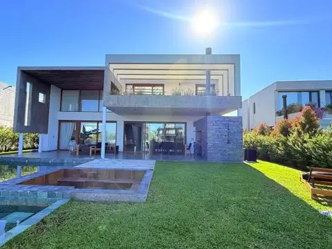 Avenida del Golf 3400