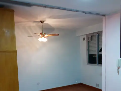 Departamento en Alquiler en Boedo, $ 300.000