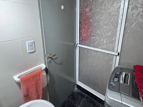 VENTA. DEPARTAMENTO MONOAMBIENTE A LA CALLE. GASCON 1900 MAR DEL PLATA