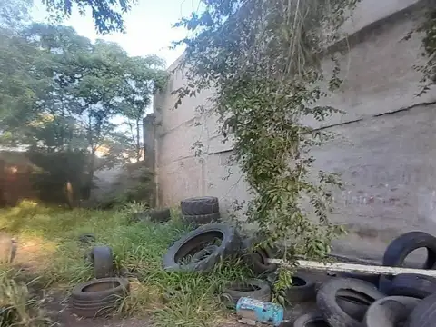 Avenida Sabattini e/ Delfin Huergo y Lola Mora