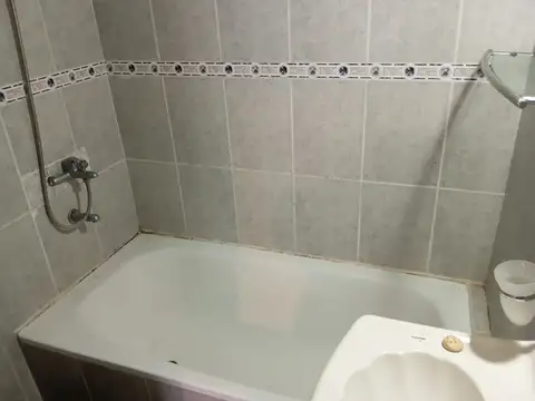 Departamento en Alquiler en Caseros, $ 470.000