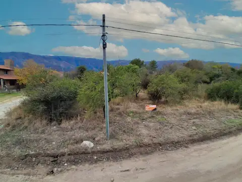 Lote en esquina con gas natural – Nuevo Merlo