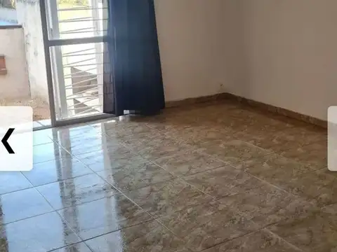 Depto Tipo Casa en Venta con 2 cocheras