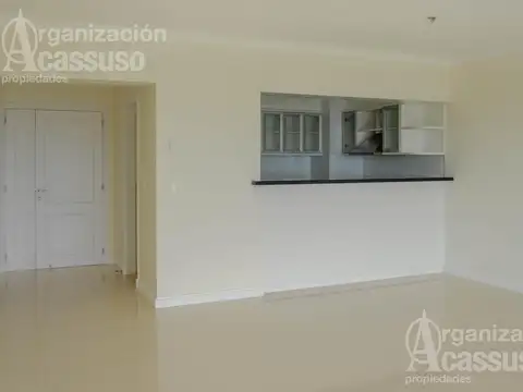 Departamento en Venta en Playa Mansa, USD 830.000