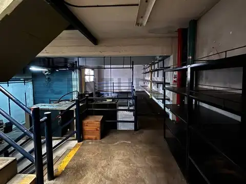 ALQUILER |OFICINAS CON DEPOSITO Y PATIO DE MANIOBRAS | VILLA LUGANO