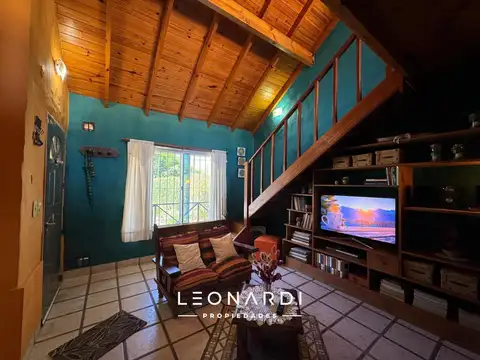 Casa 3 ambientes con 2 baños