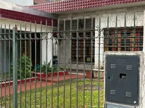 Depto Tipo Casa en Venta de 2 ambientes