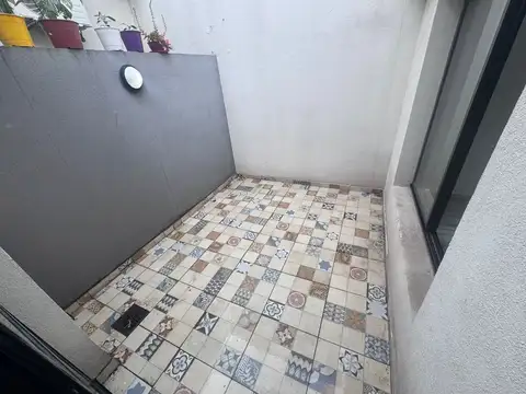 Venta PH Refaccionado Nuevo 2 ambientes Quilmes