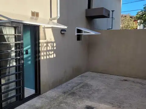 Depto Tipo Casa en Venta de 1 dormitorio