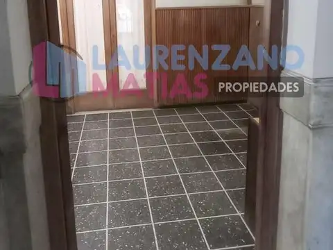 Local en Alquiler 50 años