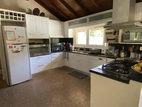 Casa en Venta en Los Naranjos, USD 360.000