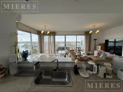 Departamento en Alquiler con 2 cocheras