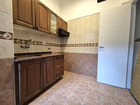 Depto Tipo Casa 4 ambientes con 1 baño