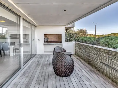 Venta frente al mar, apartamento Punta del Este