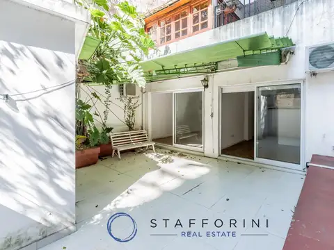 Departamento de 5 ambientes con dos baños, toilette y cochera - Palermo