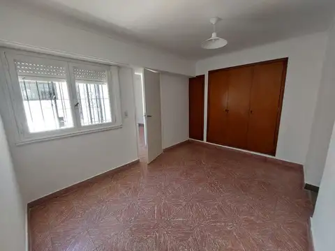 Depto Tipo Casa en Alquiler 25 años