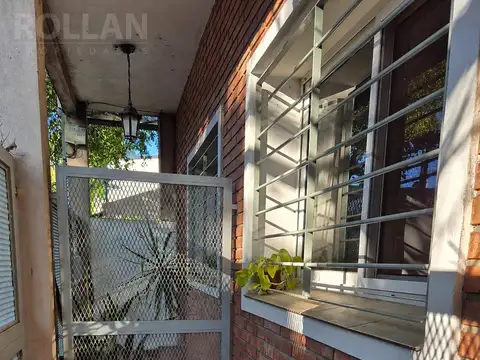 Depto Tipo Casa en Alquiler de 1 dormitorio