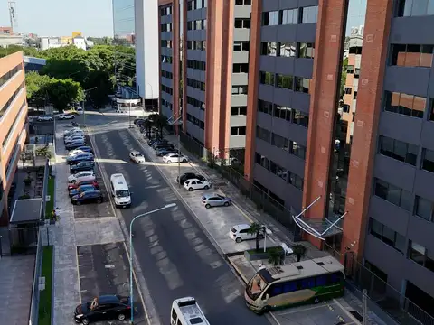 Oficina en Alquiler en Olivos, USD 18.900