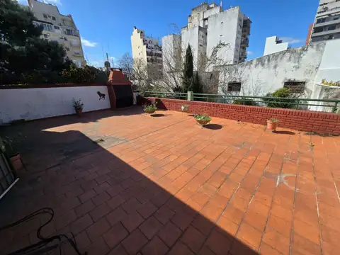Mariscal Francisco Solano López 3100, Piso 1