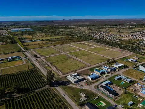 Lotes en Cipolletti 800 m2 barrio cerrado La Pausa