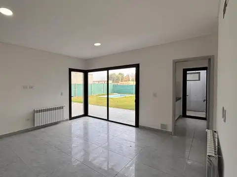 Casa en Venta en El Sauce, USD 210.000
