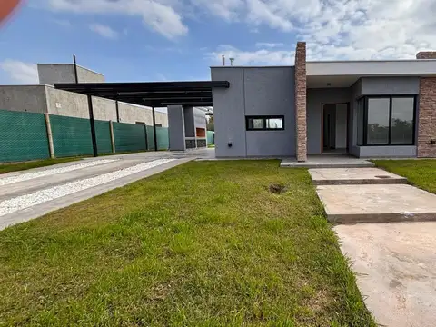 VENDE CASA EN NAUTILUS barrio privado
