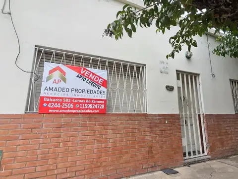 Amplio ph 3 amb al frente con patio. APTO CREDITO. Muy buena ubicacion: Cangallo 1531, Temperley