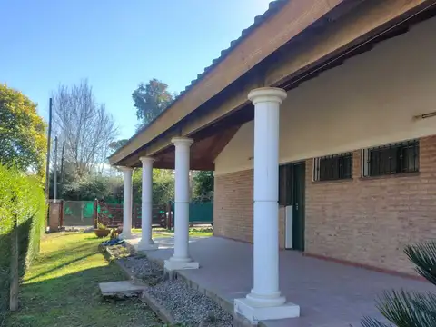 Venta Casa 3 Dormitorios en Anisacate Con Pileta