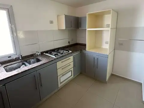 Departamento en Alquiler en Quilmes Oeste, $ 650.000