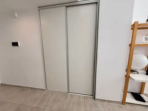 Zelarrayan 1600, Piso 2