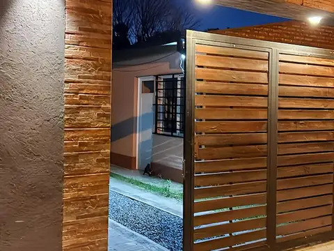 Depto Tipo Casa en Venta con 1 cocheras