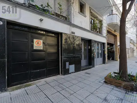 Venta PH 3 ambientes contrafrente con Patio en Villa Crespo