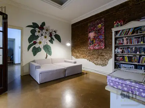 Venta PH 3 ambientes contrafrente con Patio en Villa Crespo