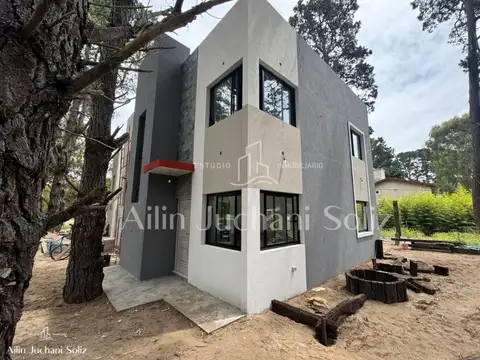 DUPLEX EN VENTA TRES AMBIENTES COSTA DEL ESTE