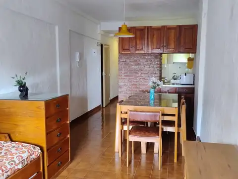 Departamento 2 ambientes con 1 baño